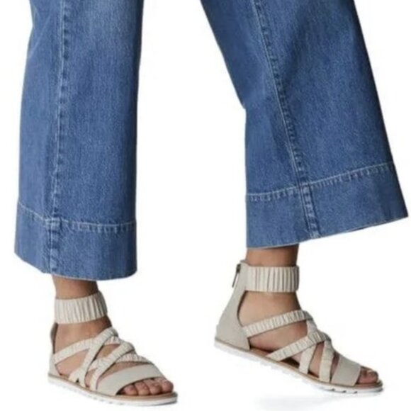 Sorel Ella II Ankle Strap Sandals Leather Flats Soft Taupe Size 7.5 NEW - Picture 1 of 7